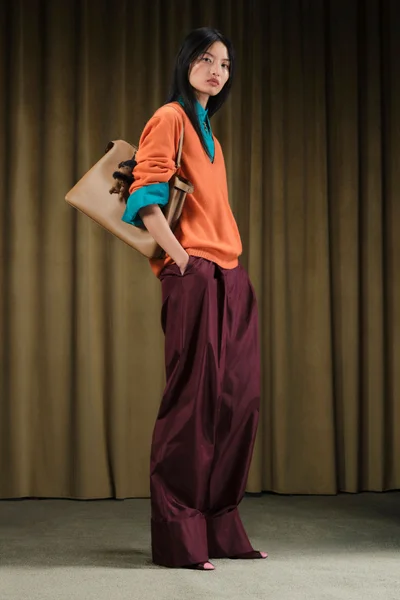 Look 19
